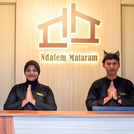 Ndalem Mataram Appartement Banyuwangi  Buitenkant foto